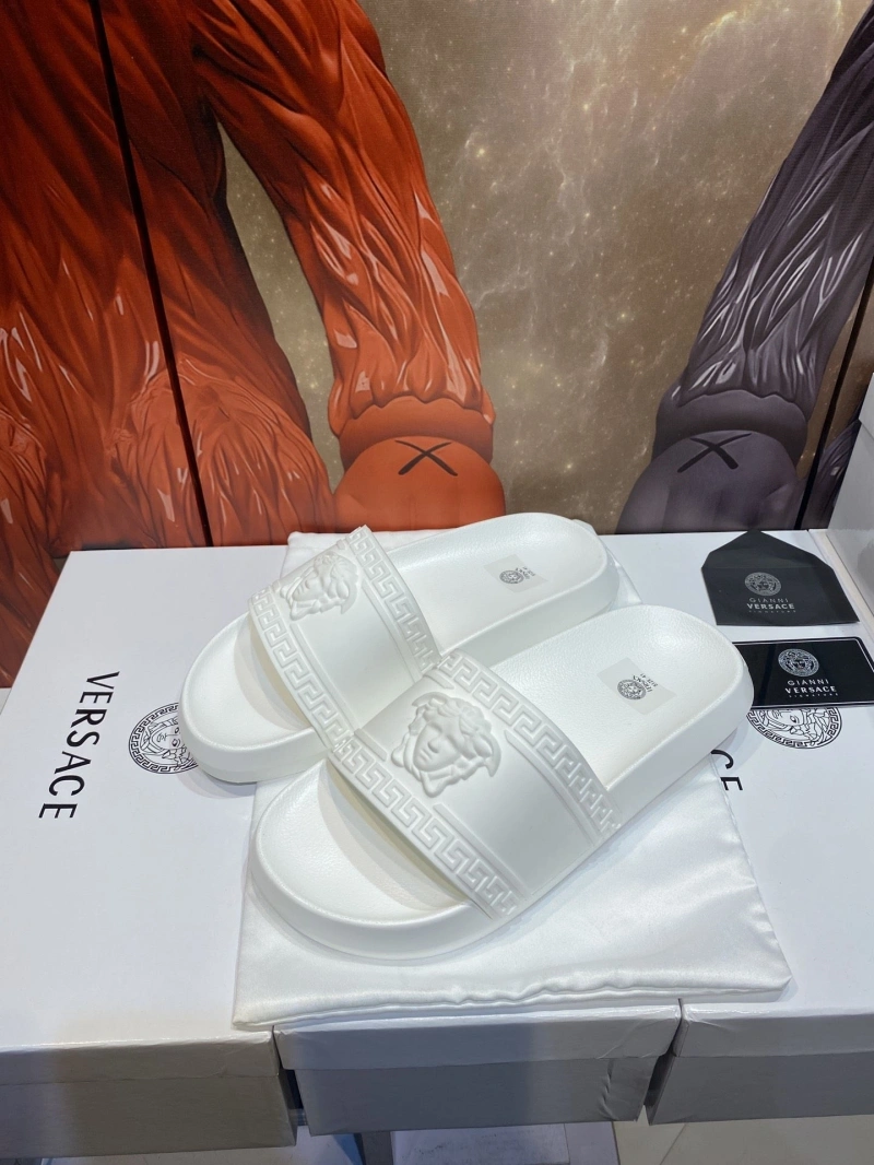 Comfortable Gxvxnchy Slippers 153535