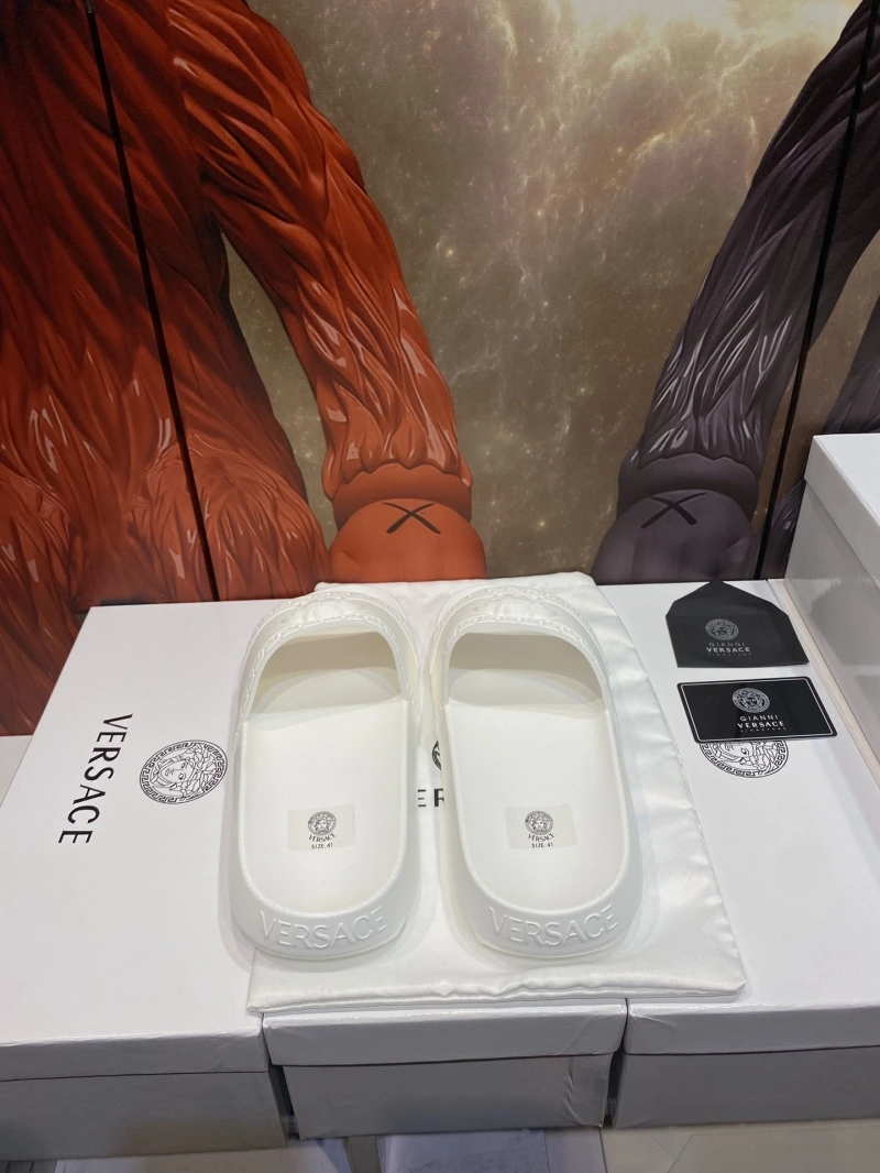 Comfortable Gxvxnchy Slippers 153535