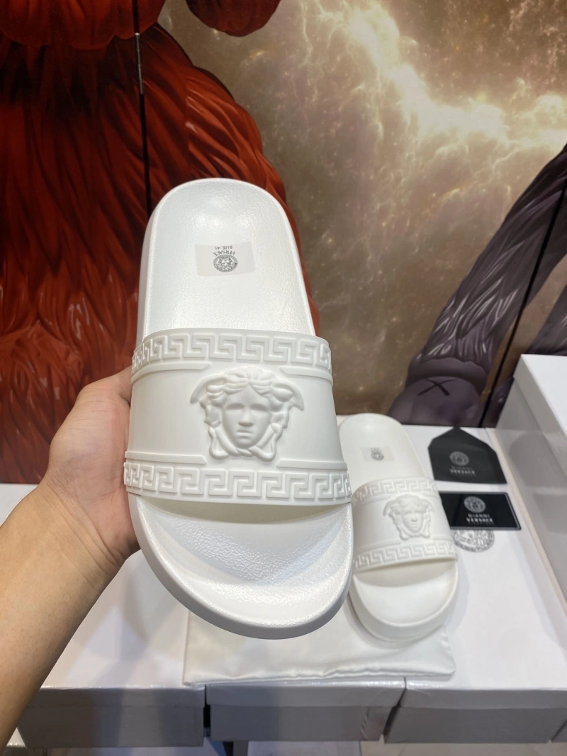Comfortable Gxvxnchy Slippers 153535