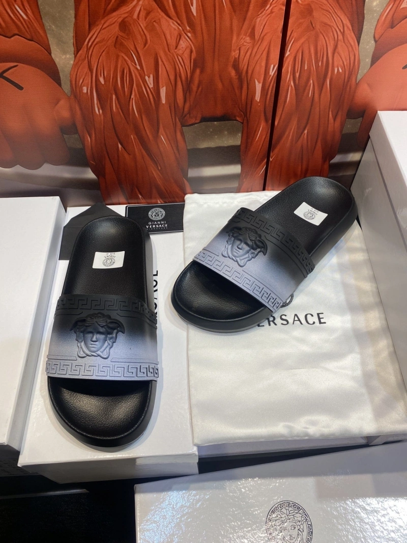 Fashionable Gxvxnchy Slippers 153530