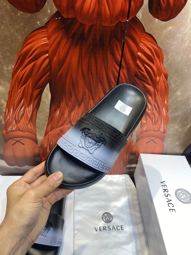 Fashionable Gxvxnchy Slippers 153530