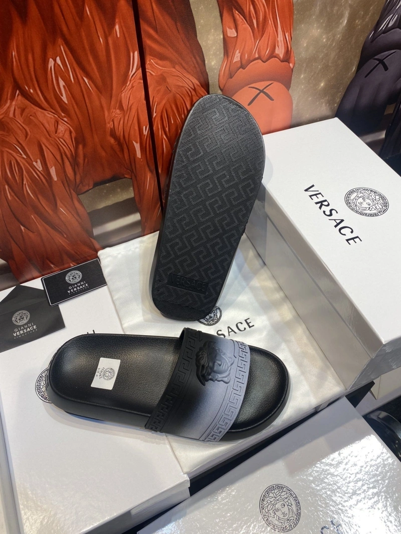 Fashionable Gxvxnchy Slippers 153530