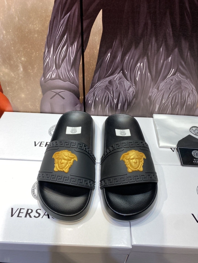 Minimalist Gxvxnchy Slippers 153521