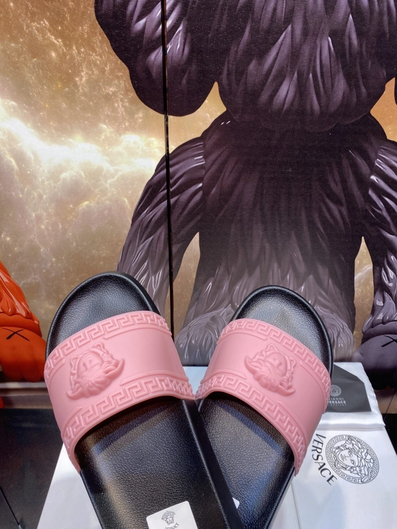 Gxvxnchy Slippers AllSeason 153518