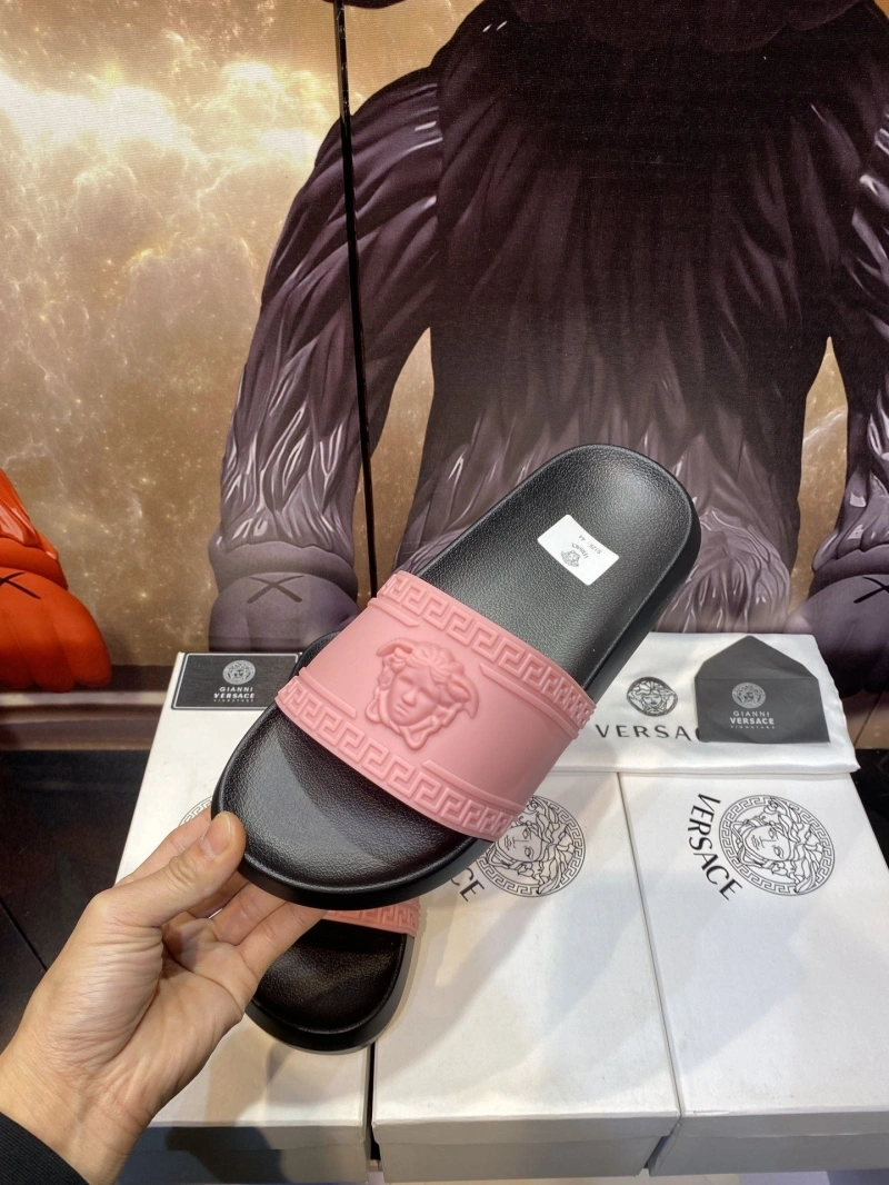 Gxvxnchy Slippers AllSeason 153518