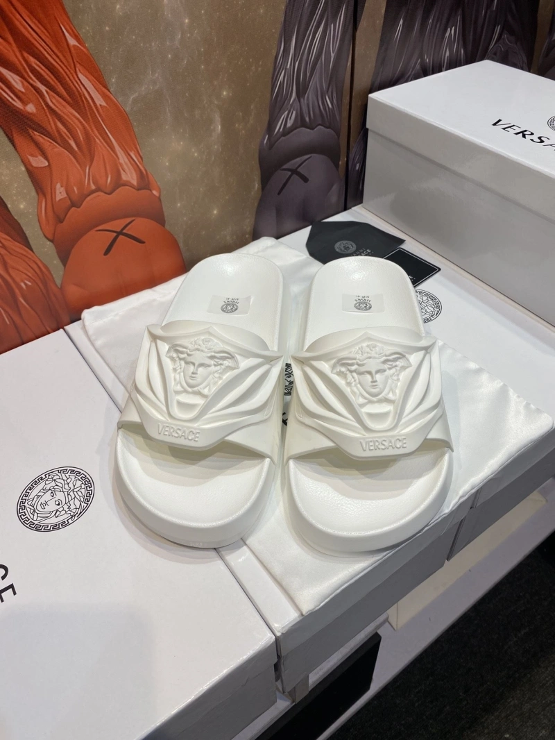 Gxvxnchy Slippers AllSeason 153520