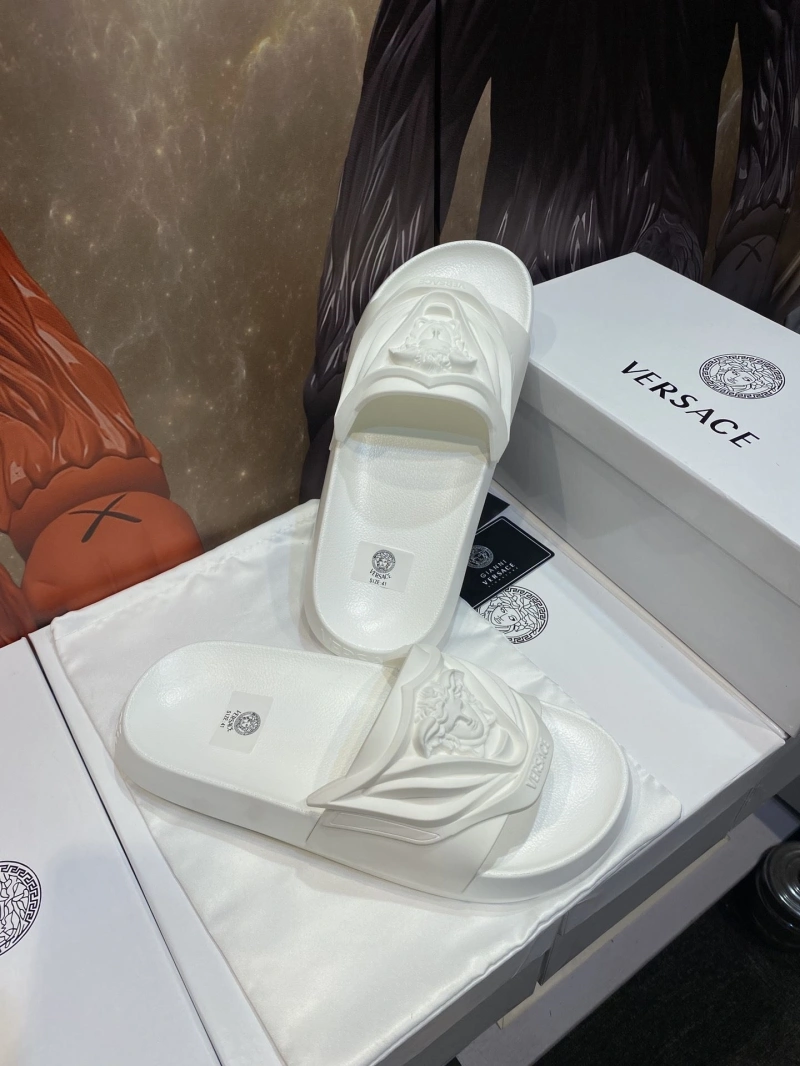Gxvxnchy Slippers AllSeason 153520