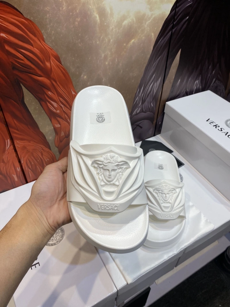 Gxvxnchy Slippers AllSeason 153520