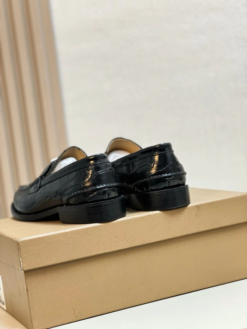 Refined Bxrbxrry Leather Shoes 115223
