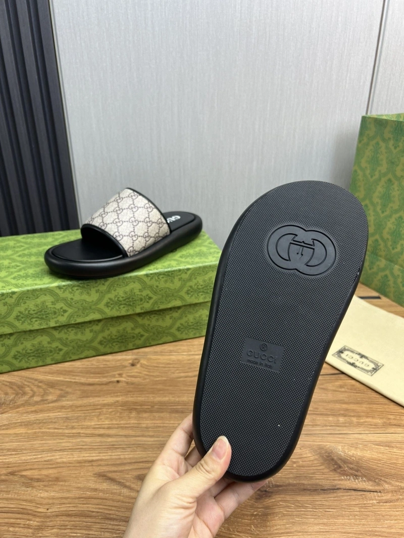 Bright Gxccx Slippers 159694