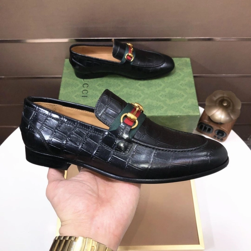 Vibrant Gxccx Leather Shoes 160628