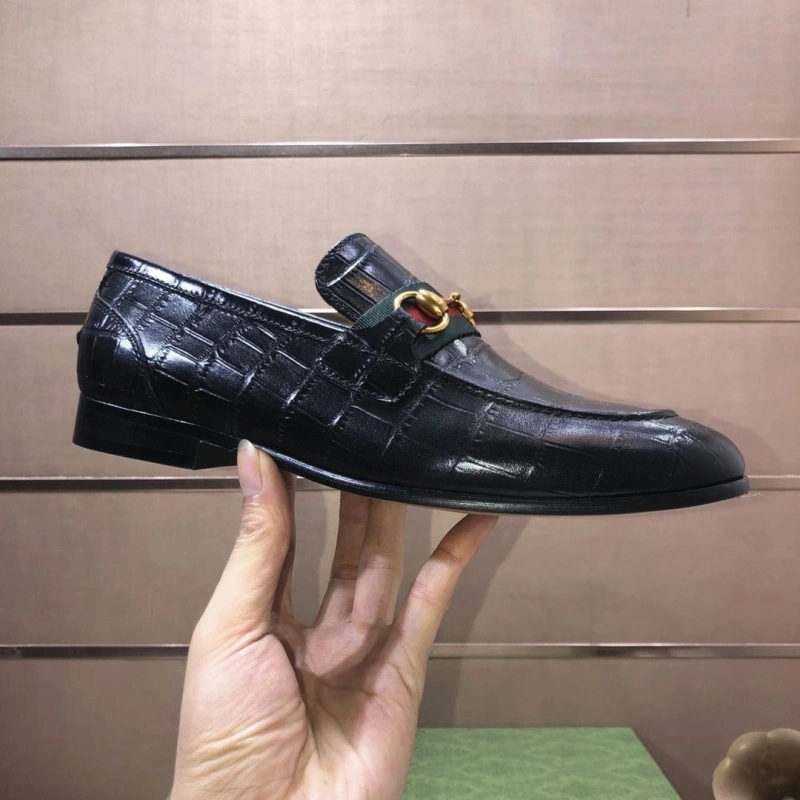 Vibrant Gxccx Leather Shoes 160628