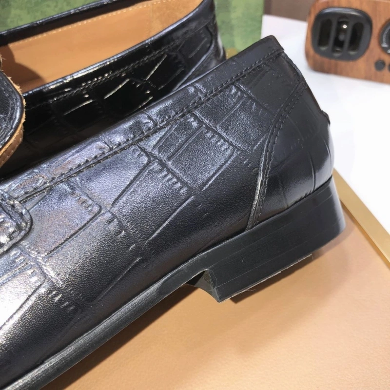 Vibrant Gxccx Leather Shoes 160628