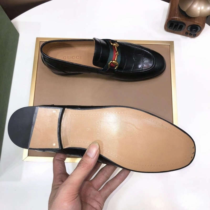 Vibrant Gxccx Leather Shoes 160628