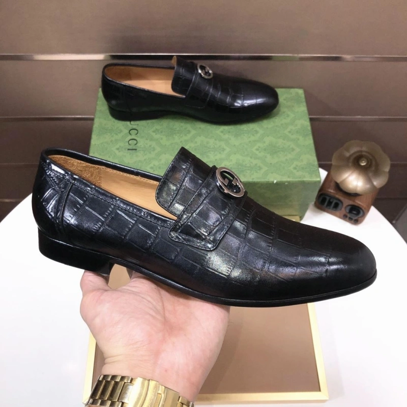 Stylish Gxccx Leather Shoes 160632