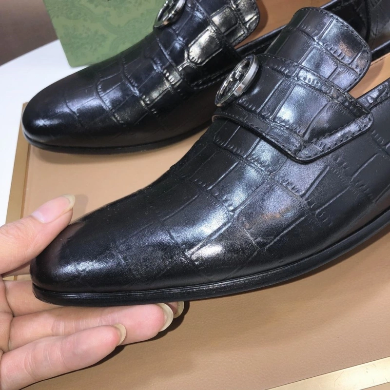 Stylish Gxccx Leather Shoes 160632