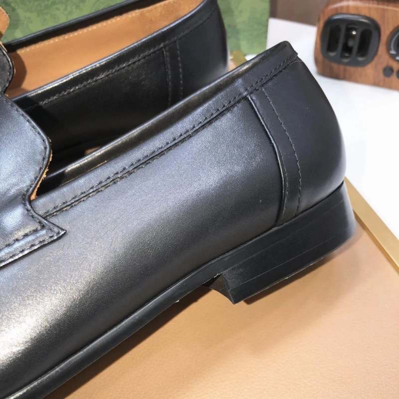 Elegant Gxccx Leather Shoes 160621
