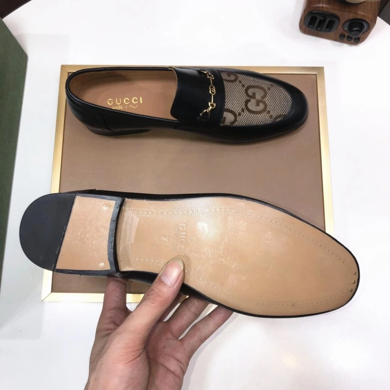 Elegant Gxccx Leather Shoes 160621
