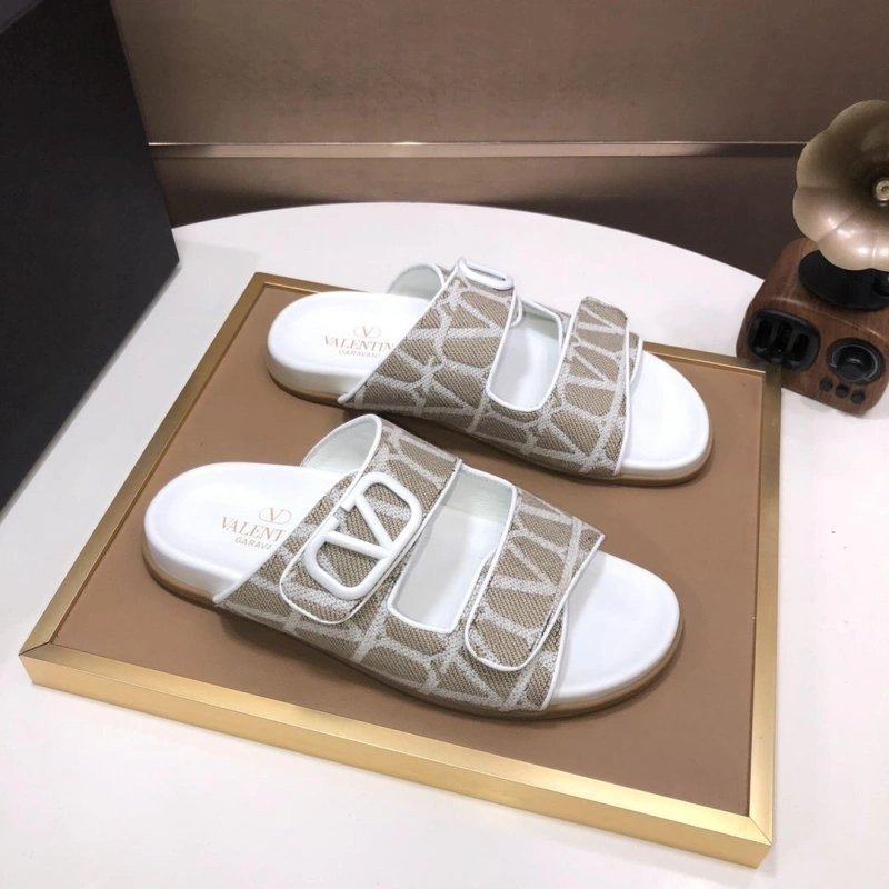 Bold Vxlxntino Slippers 231252