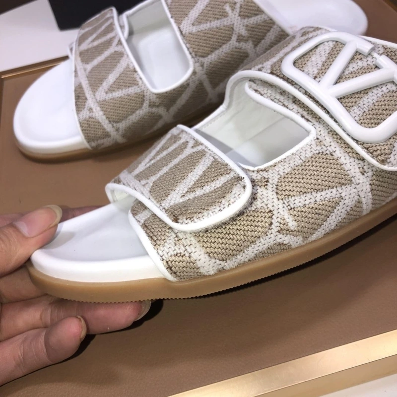 Bold Vxlxntino Slippers 231252