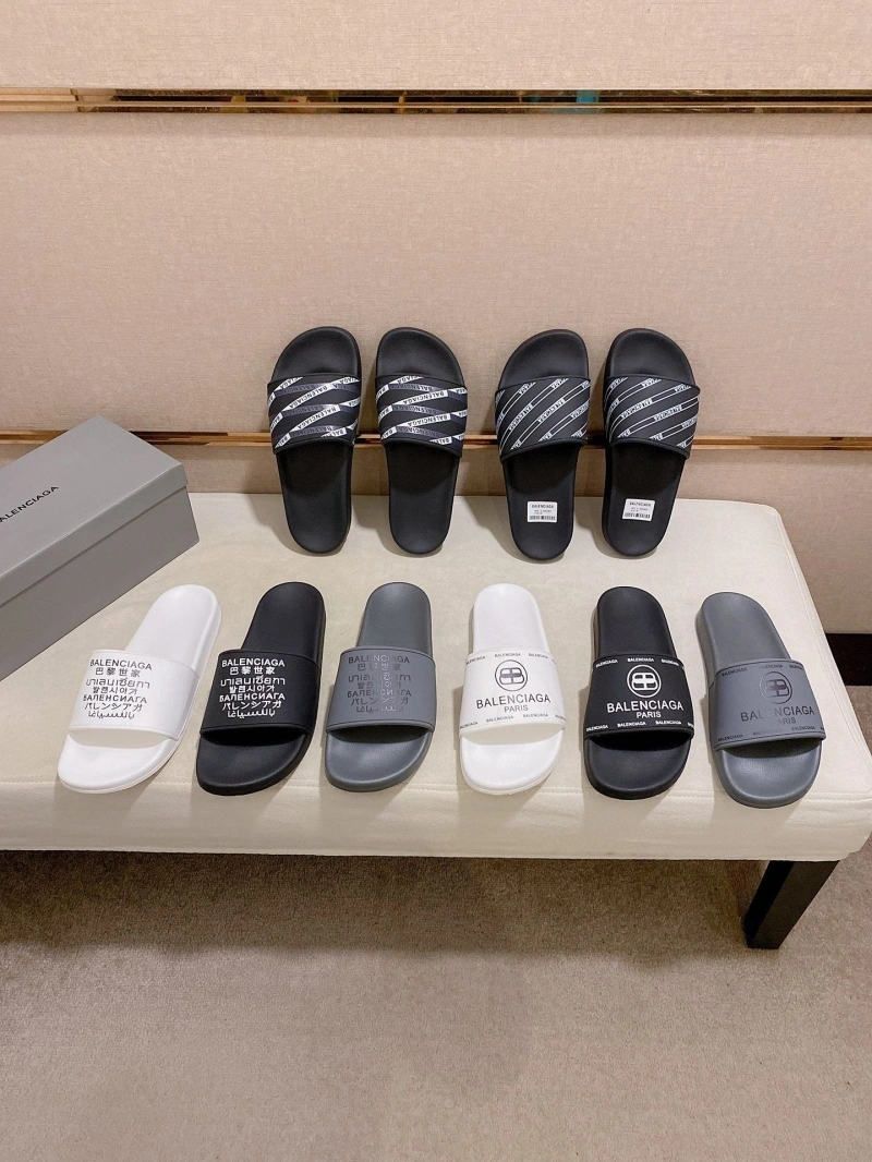 Versatile Bxlxnciaga Slippers 109663