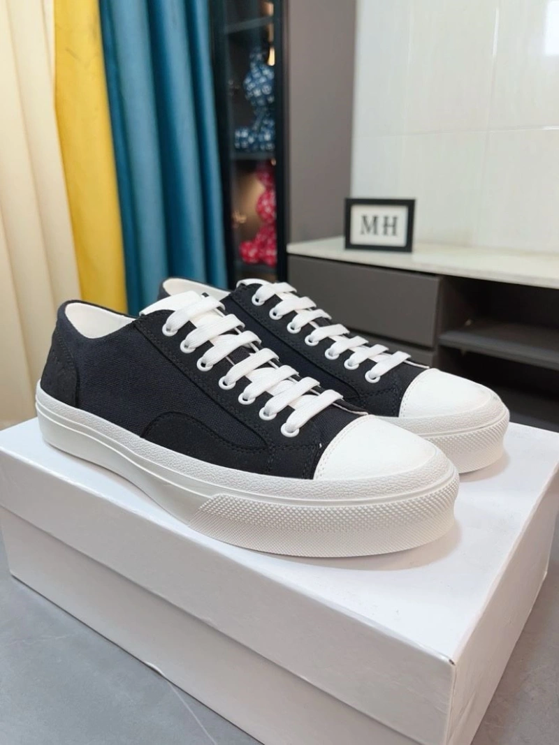 NewStyle Gxvxnchy Sneakers 153478