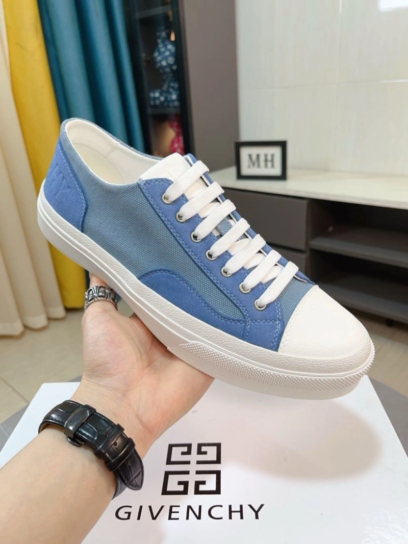 Gxvxnchy Sneakers HighQuality 153470