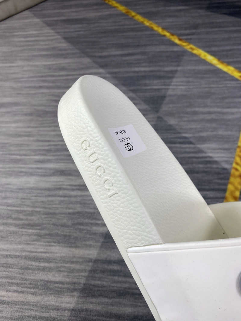 Fashionable Gxccx Slippers 159669