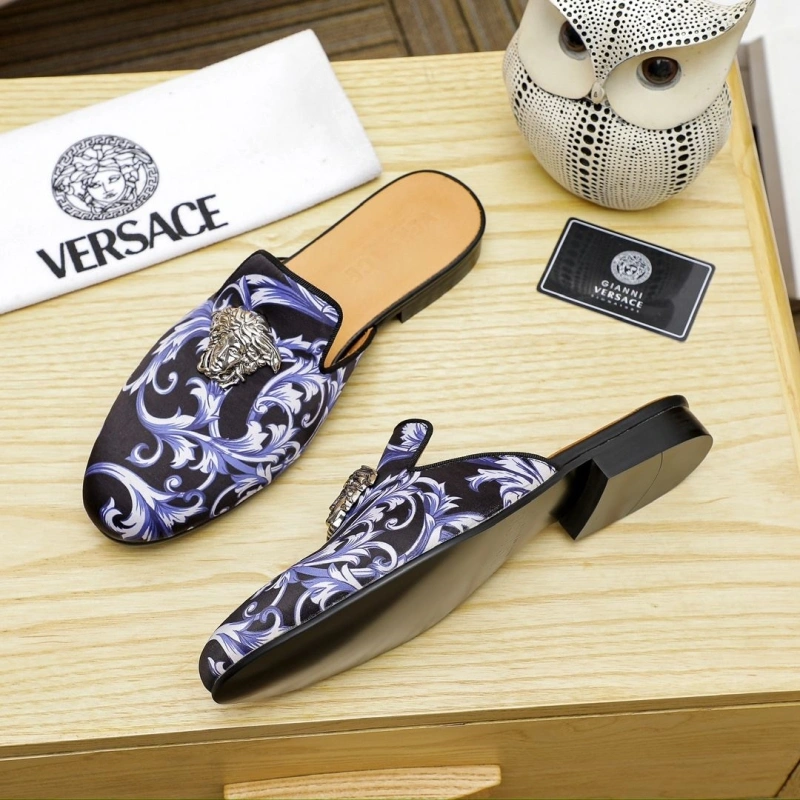Timeless Gxvxnchy Slippers 153512
