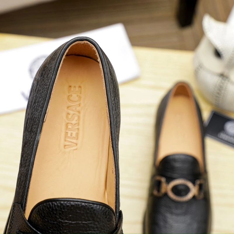 StreetReady Gxvxnchy Leather Shoes 153672