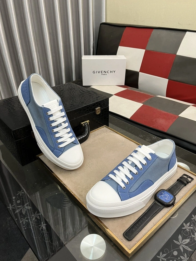 Timeless Gxvxnchy Sneakers 153472