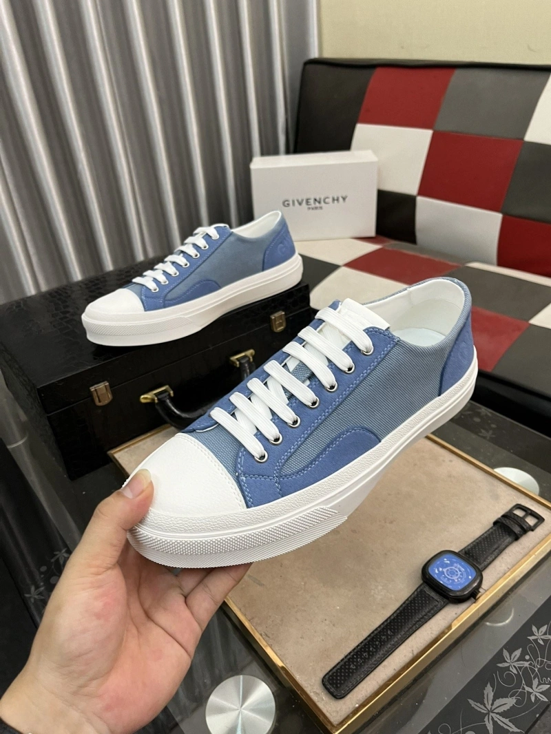 Timeless Gxvxnchy Sneakers 153472