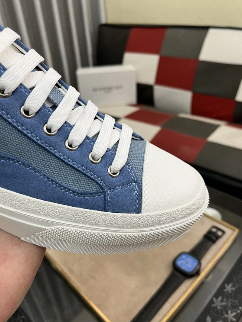 Timeless Gxvxnchy Sneakers 153472