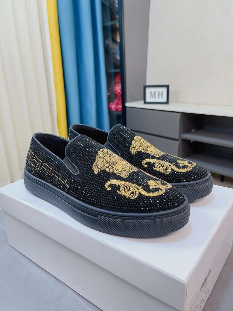 Bold Gxvxnchy Sneakers 153462