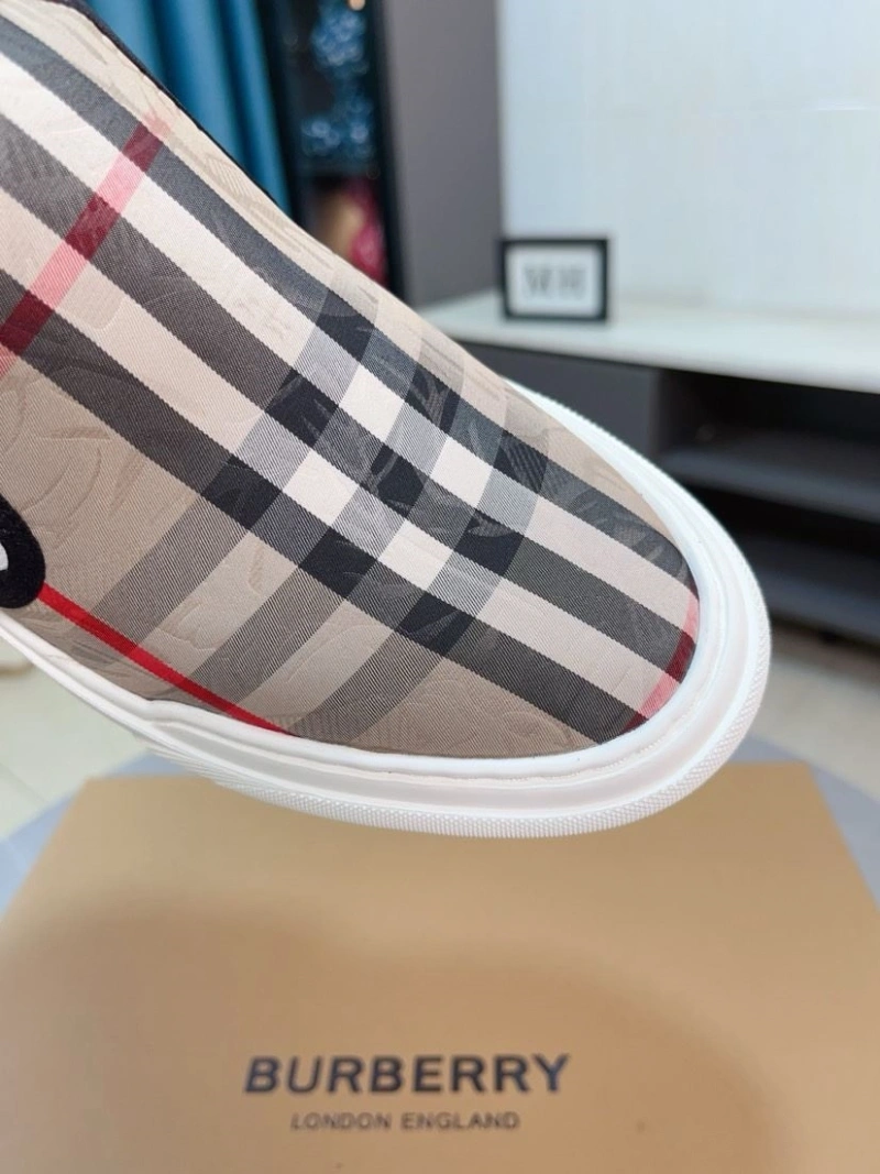 Comfortable Bxrbxrry Sneakers 115197