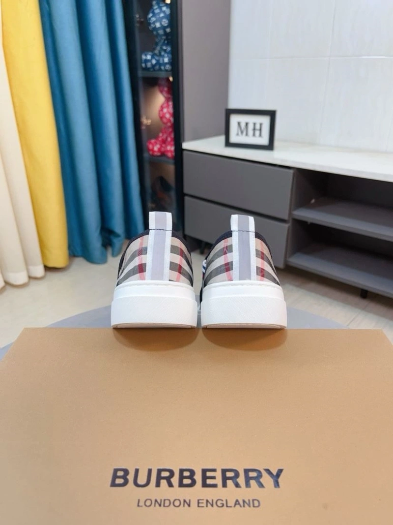 Comfortable Bxrbxrry Sneakers 115197