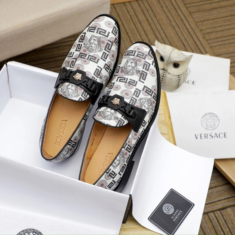 Reliable Gxvxnchy Leather Shoes 153661