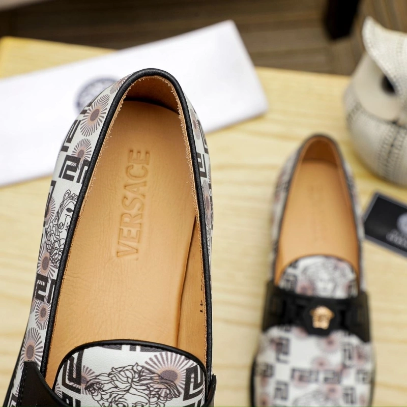 Reliable Gxvxnchy Leather Shoes 153661