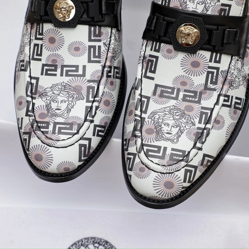 AllSeason Gxvxnchy Leather Shoes 153662