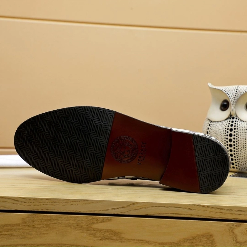 AllSeason Gxvxnchy Leather Shoes 153662