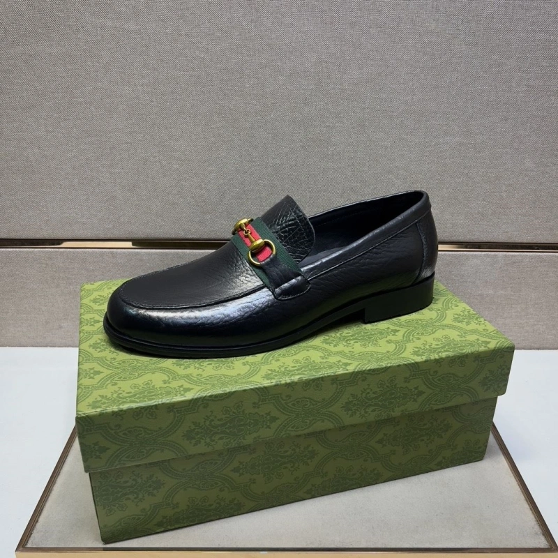 Vibrant Gxccx Leather Shoes 160529