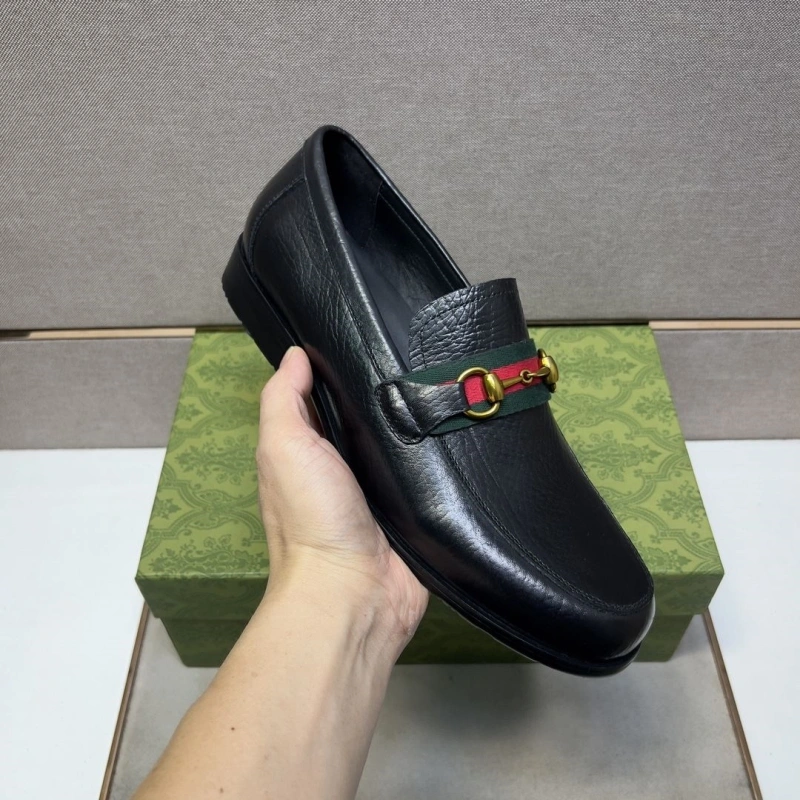 Vibrant Gxccx Leather Shoes 160529