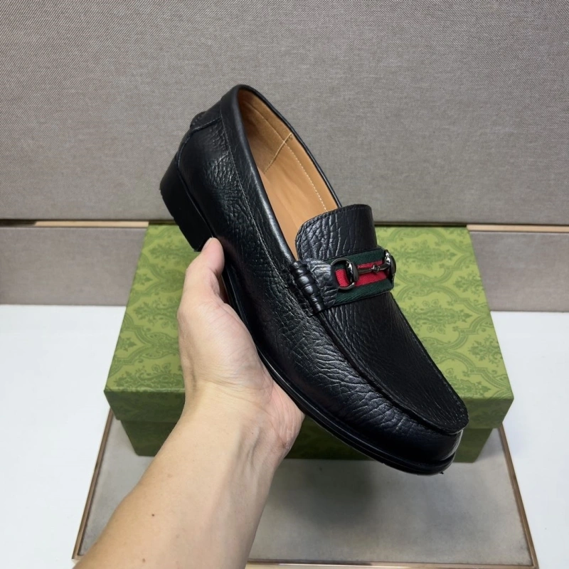 Vibrant Gxccx Leather Shoes 160517