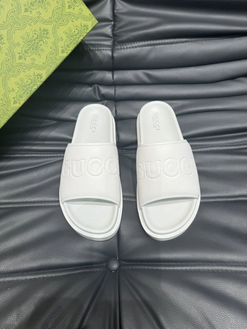 WellDesigned Gxccx Slippers 159631