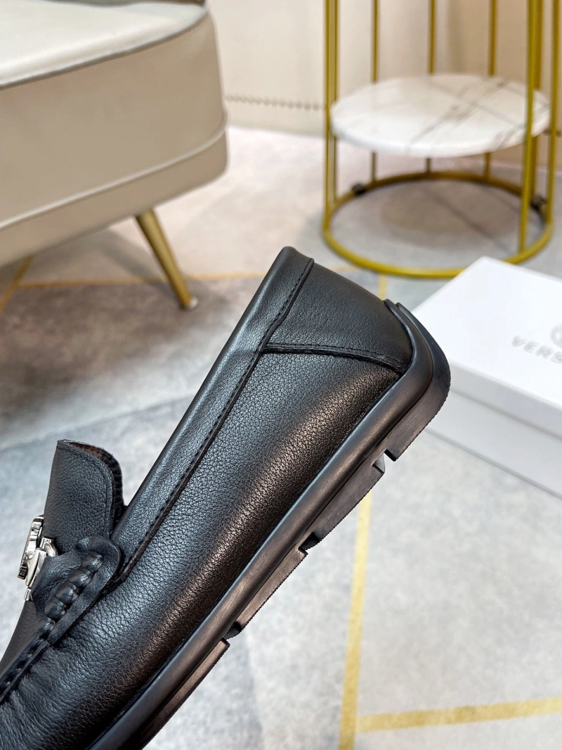 Resilient Gxvxnchy Leather Shoes 153646
