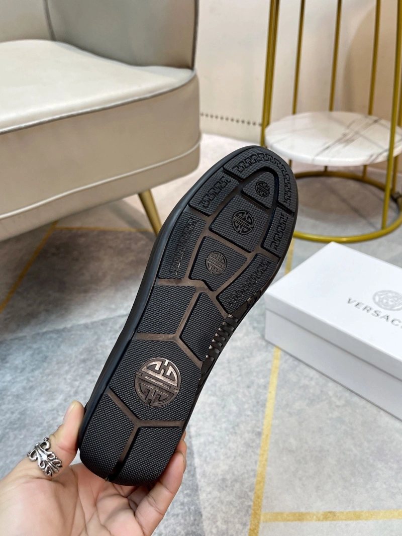 Minimalist Gxvxnchy Leather Shoes 153648