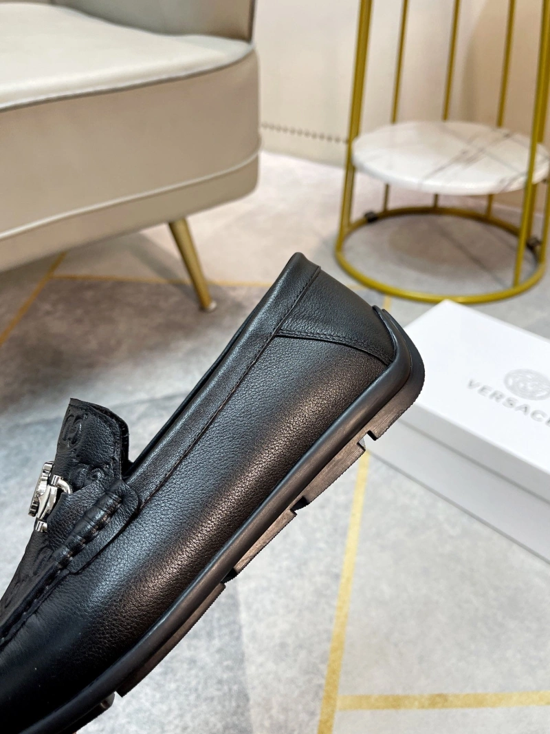 Minimalist Gxvxnchy Leather Shoes 153648