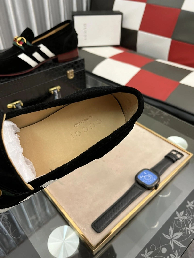 Vibrant Gxccx Leather Shoes 160468