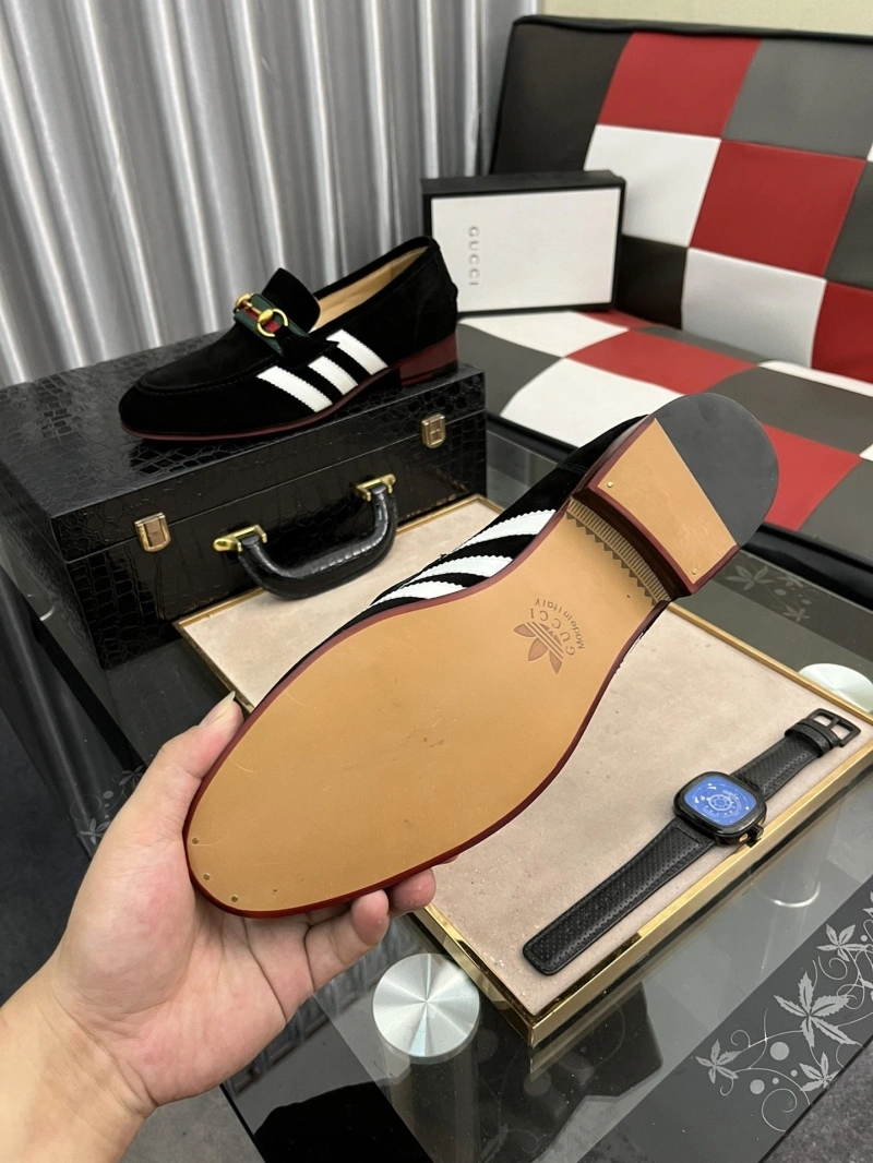 Vibrant Gxccx Leather Shoes 160468