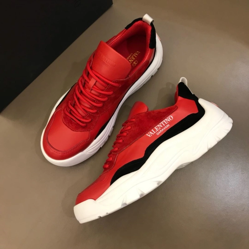 Versatile Vxlxntino Sneakers 231251